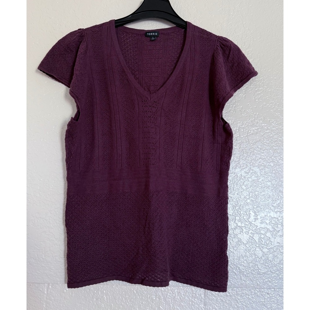 Torrid Knit Top Women's Size 2 Burgundy V Neck Short Sleeve Textured Office‎